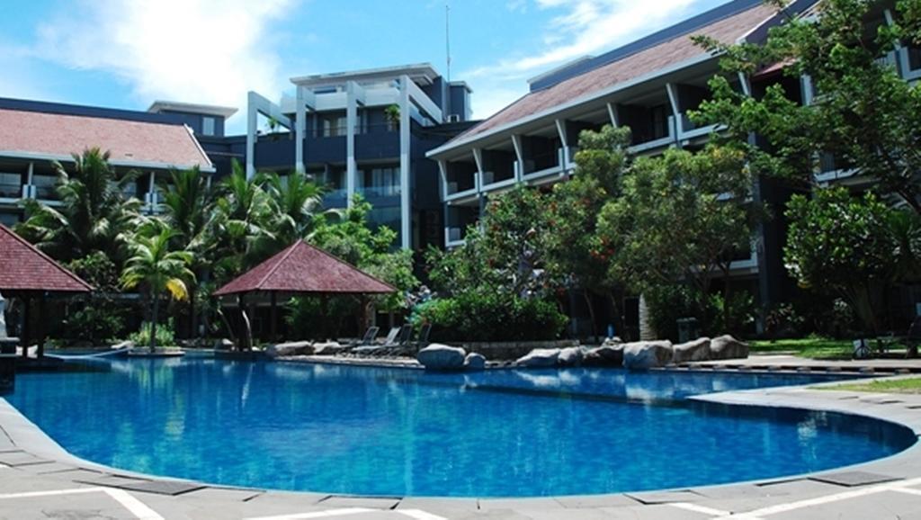 Bela International Hotel & Conventionternate Ternate Exterior foto