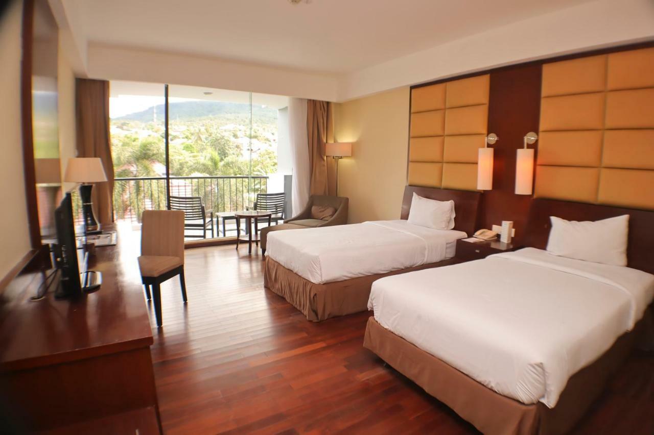 Bela International Hotel & Conventionternate Ternate Exterior foto